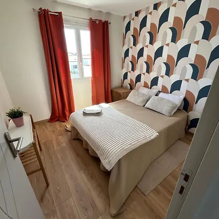 Maison De Avec Piscine Chauffee Dom wakacyjny *