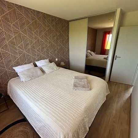 Maison De Avec Piscine Chauffee Dom wakacyjny